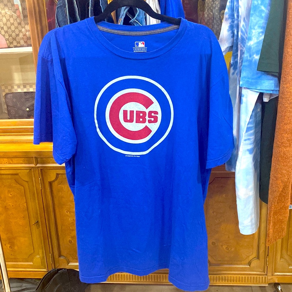 Cubs T Shirt NWOT 💙